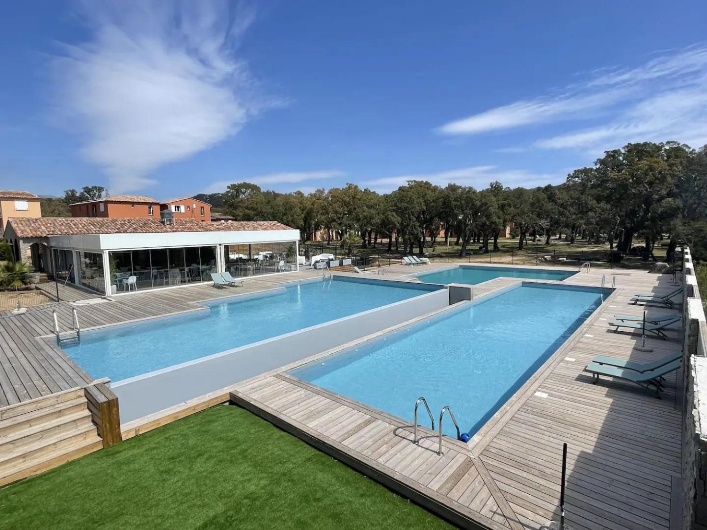 Mini Villa 4-6 Pers. Les Hameaux De Saint Cyprien Lecci Luaran gambar